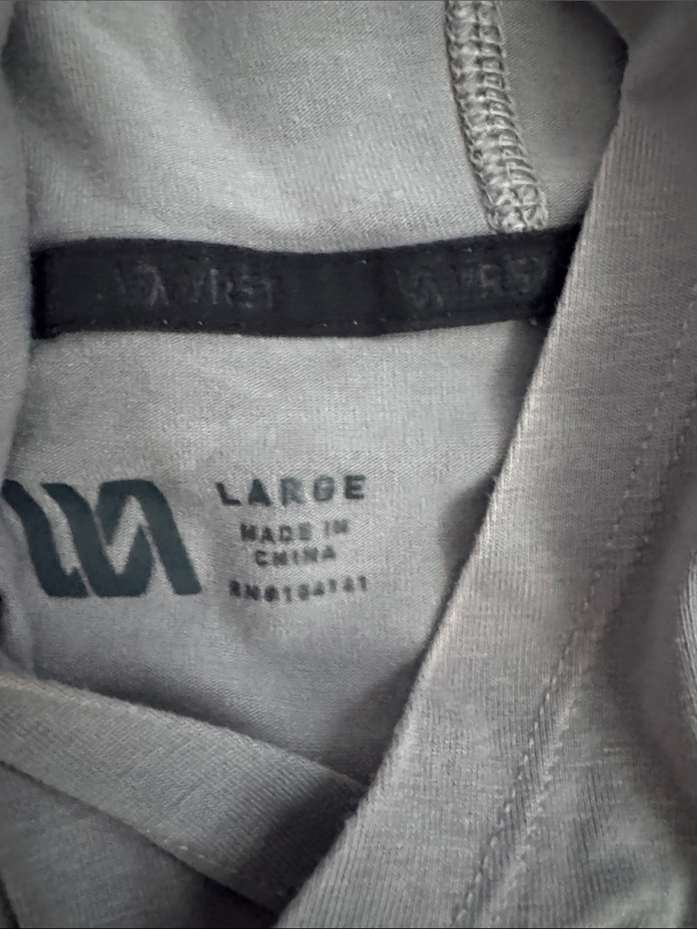 Men's Light Gray Hooded Long-Sleeve Shirt - Picture 3 of 6